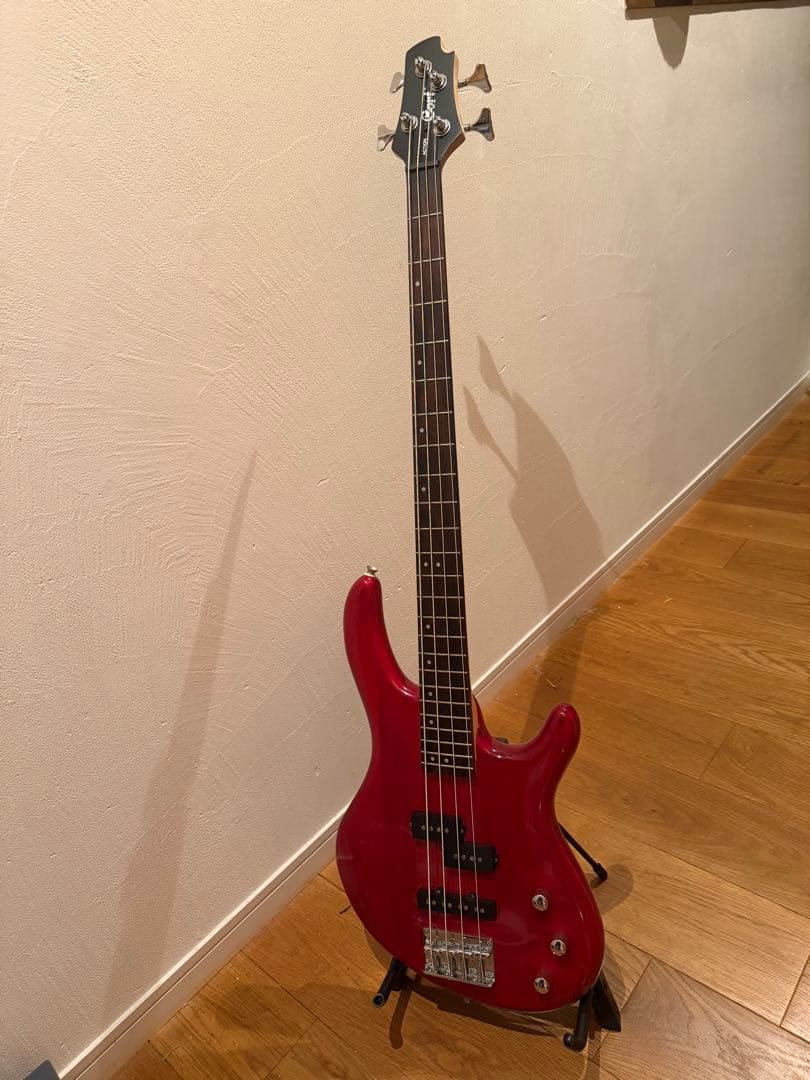 【お値下げ中】エレキベース Cort Action Bass Plus