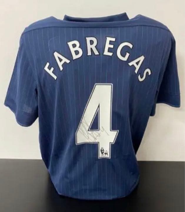 セスク・ファブレガス　直筆サイン　ユニフォーム