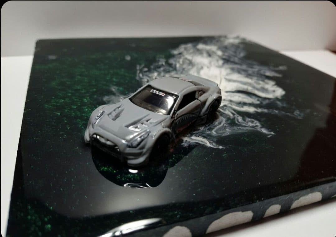 レジンジオラマ『シャークGT-R ディープオーシャンEsc』 壁掛けアート」