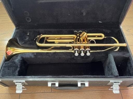 美品 YAMAHA YTR-2335