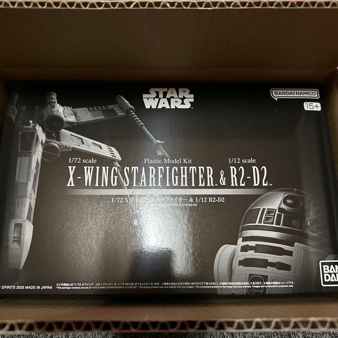 スターウォーズセレブレーション Xウイング・スターファイター＆R2-D2