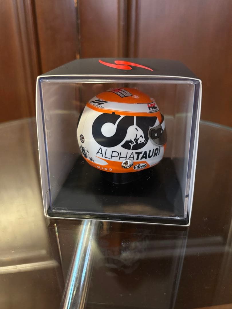 【激レア！】角田裕毅 直筆サイン入り2022年 ヘルメット Spark