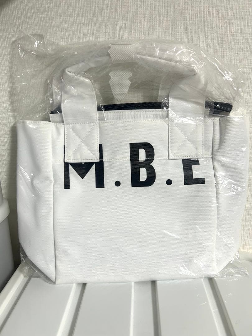 【新品未使用】MASTER BUNNY EDITION スクエアカートバッグ