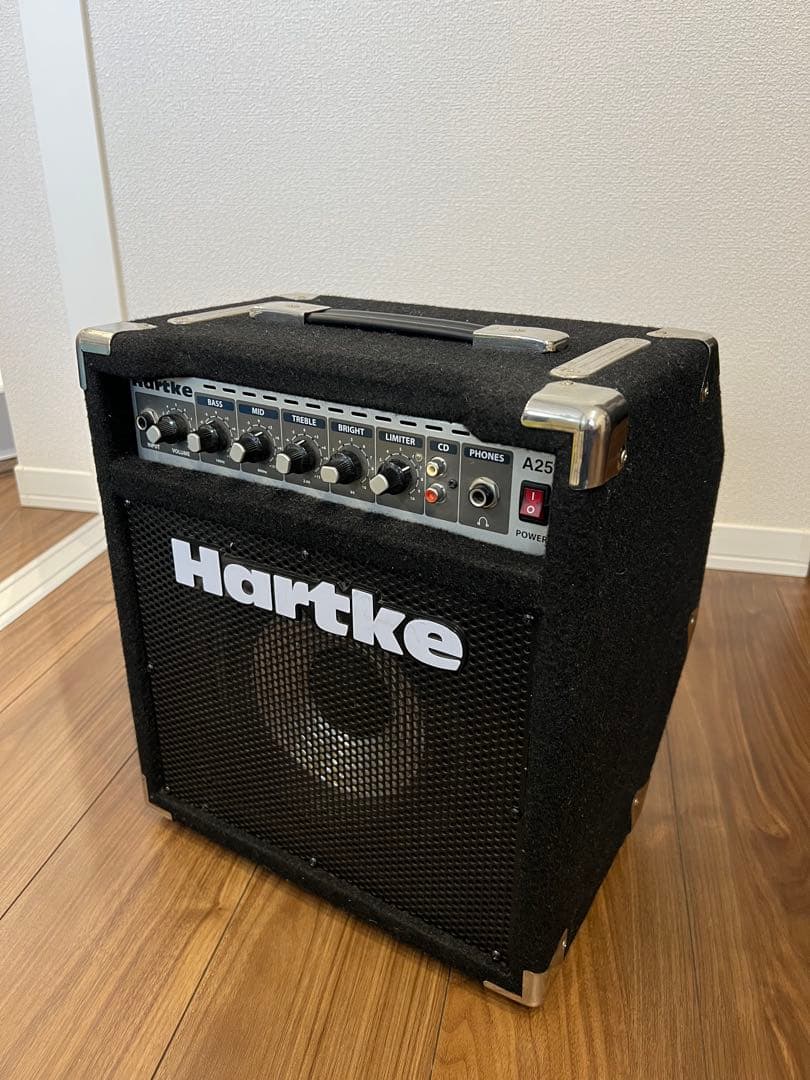 Hartke A25 ベース用アンプ