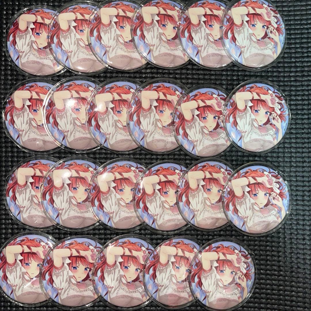 五等分の花嫁 中野二乃 ネグリジェ 缶バッジ