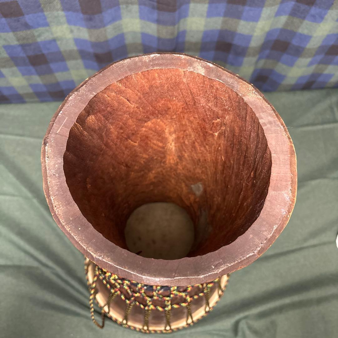 アフリカ産ニンバ　ジャンベ