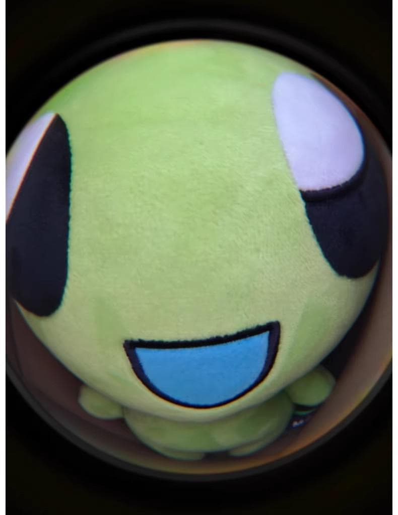 宇宙人のぬいぐるみ