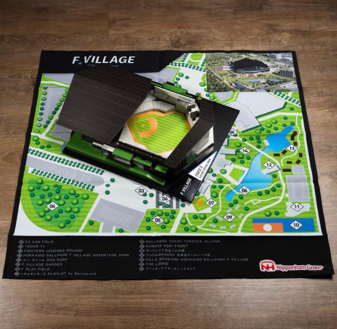 ほぼ新品 エスコンフィールドHOKKAIDO 650分の1 スケール リアル模型