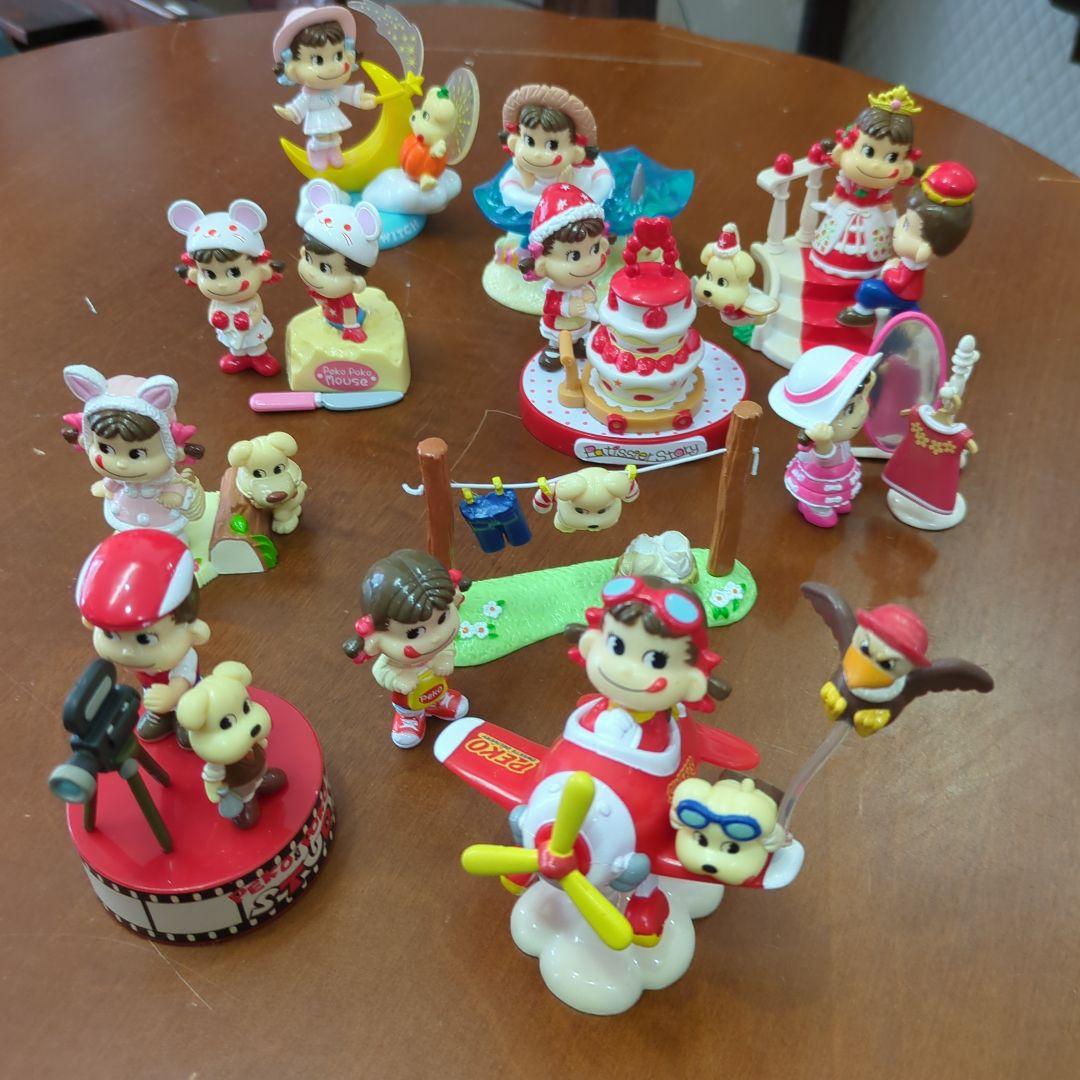 レトロ　ペコ&ポコストーリーシリーズ　フィギュア　ペコちゃん　10個