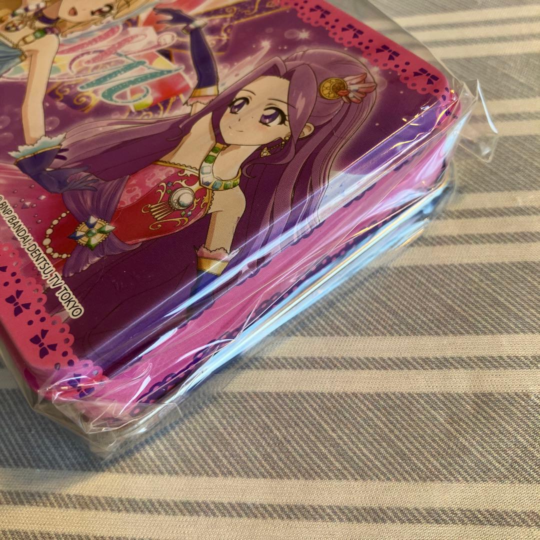 アイカツ！　海外版　缶ケース（2Wings/WM）