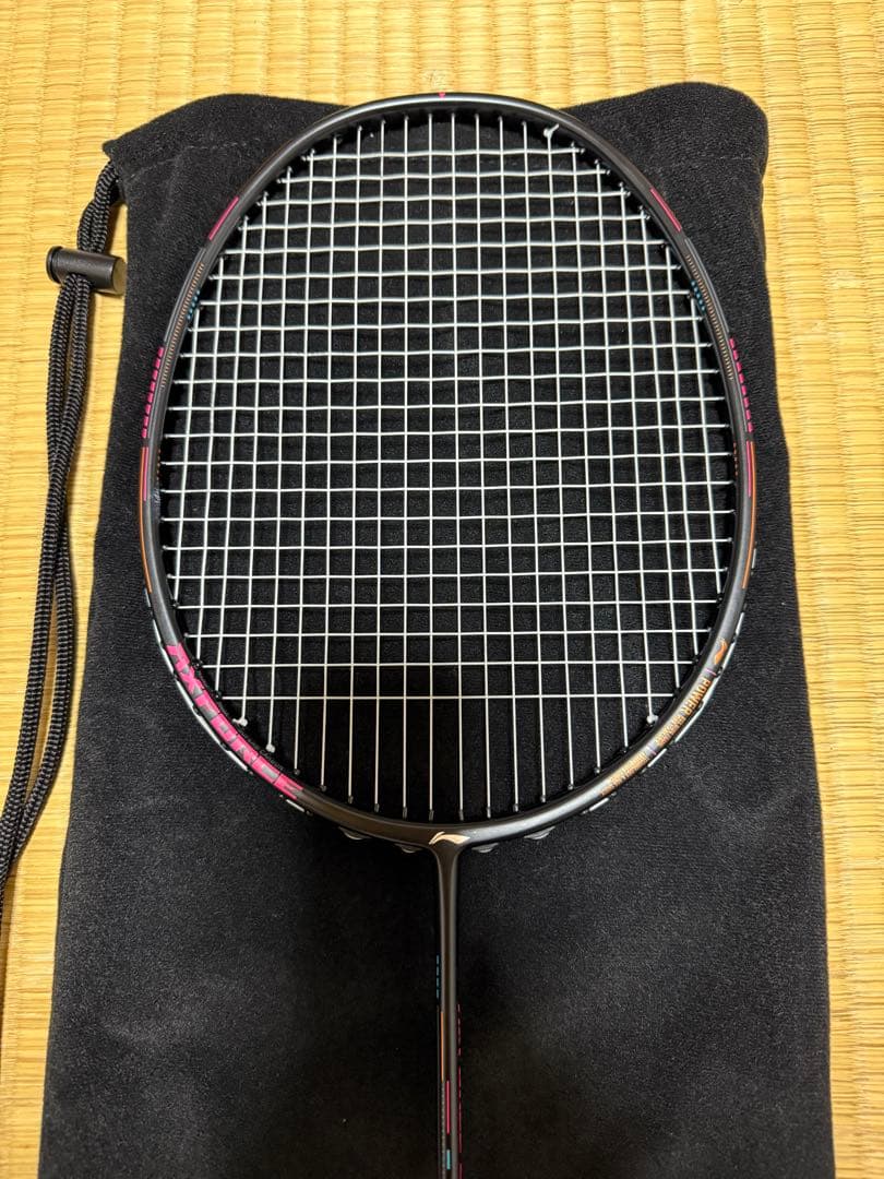 ラケット LI-NING AXFORCE80 4UG6