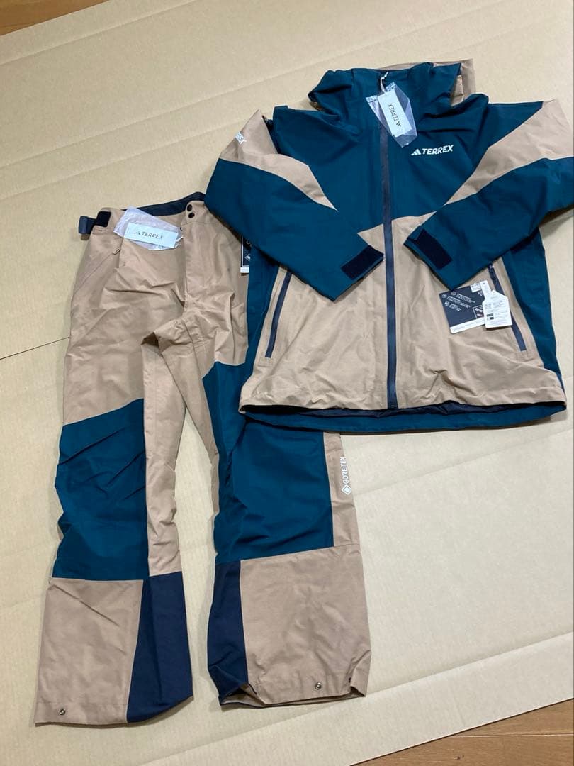adidas TERREX GORE-TEX スノーボードウェアセット