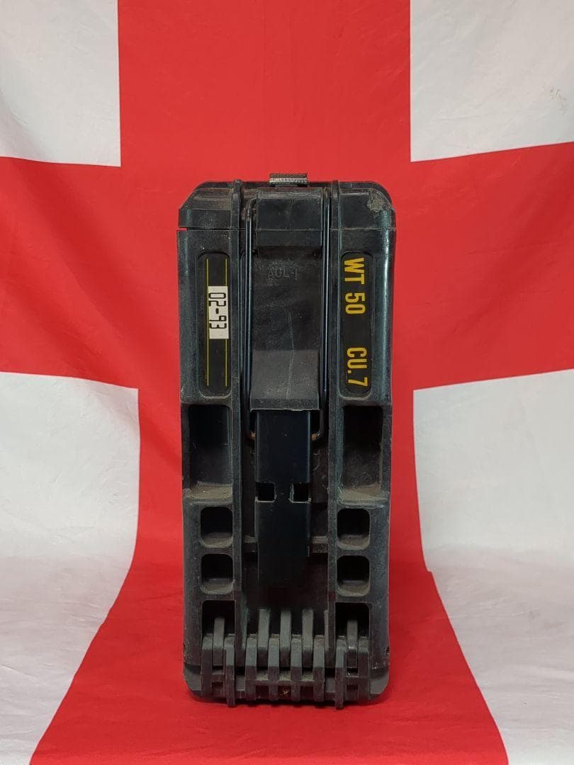 アメリカ軍２５ｍｍ機関砲用弾薬箱