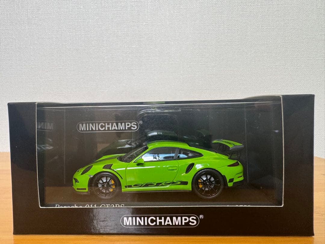 【MINICHAMPS】限定750台　Porsche 911 GT3RS