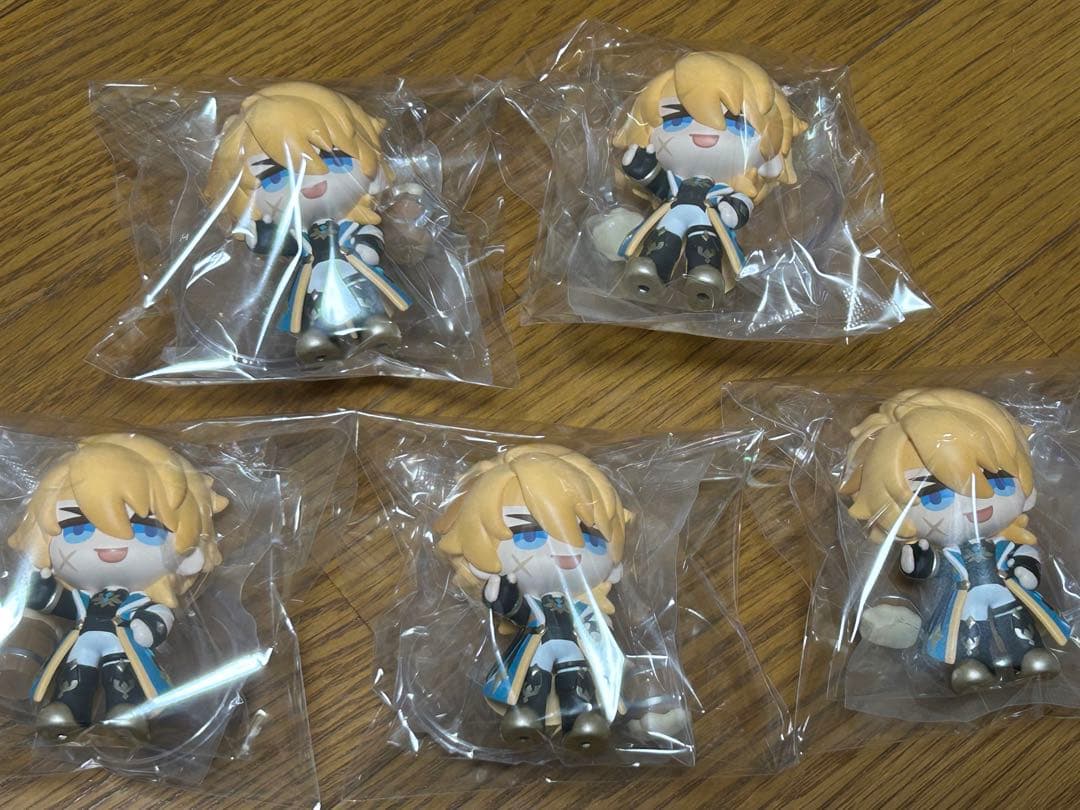 原神　ナドクライ　ミニフィギュア　ポップマート　pop mart　ファルカ