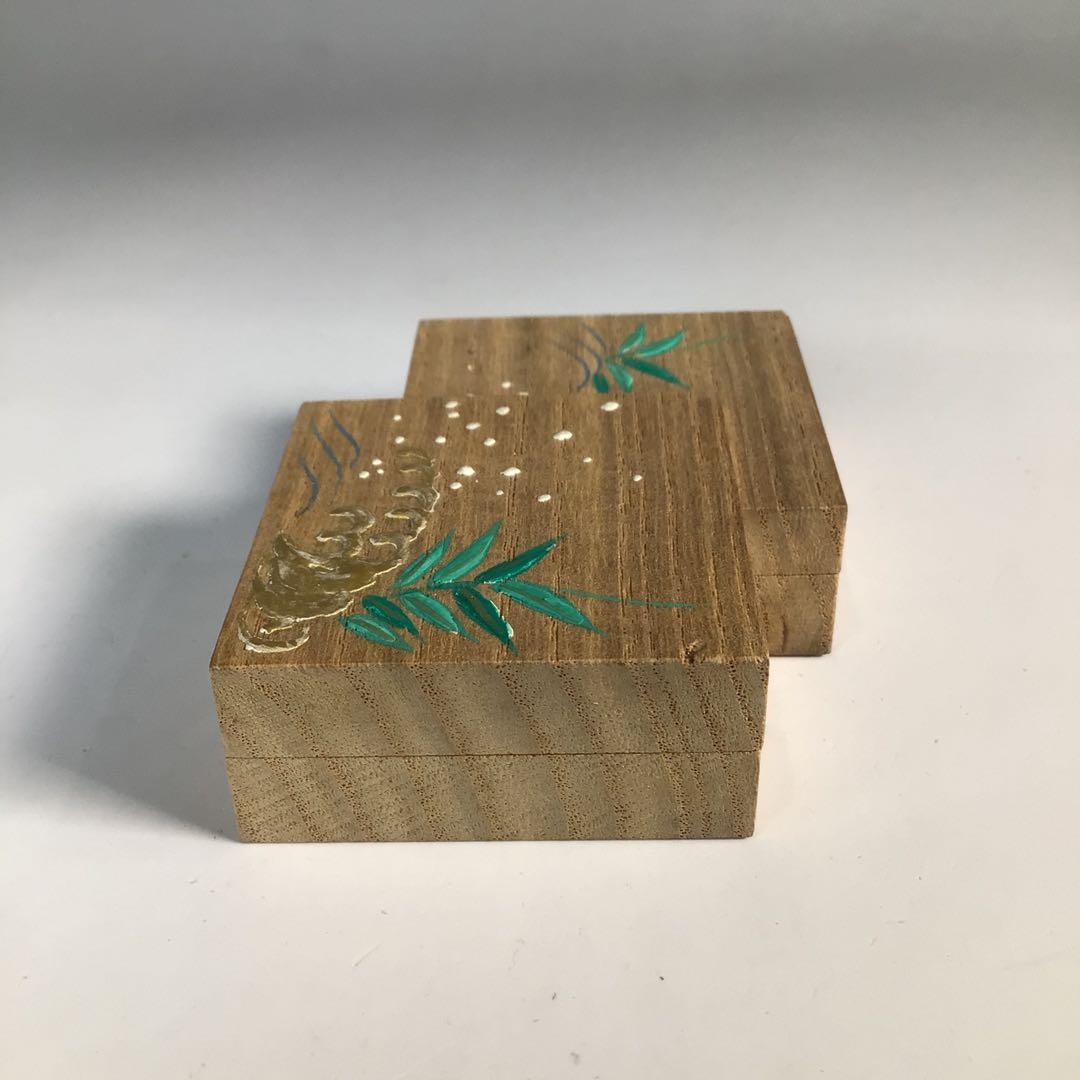 Ｎ９７２　香合　『道場宗廣作』『桐木地』『葦に水』『色紙重香合』　共箱　茶道具