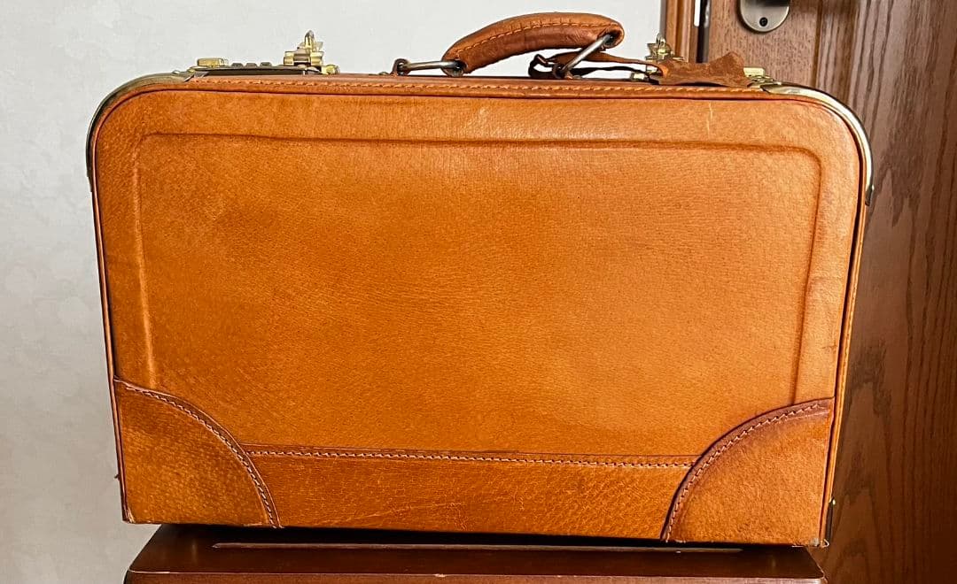 ＊レア＊天然皮革の旅行トランク　旅行カバン