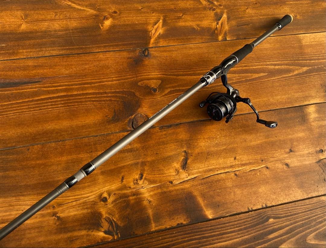 シーバスセット　スピニングロッド カーボン　シーバス　9ft 4ピース 超軽量