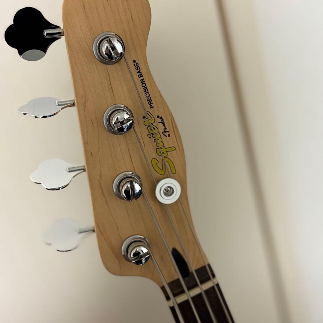 Squier Mike Dirnt プレシジョンベース スクワイヤー フェンダー
