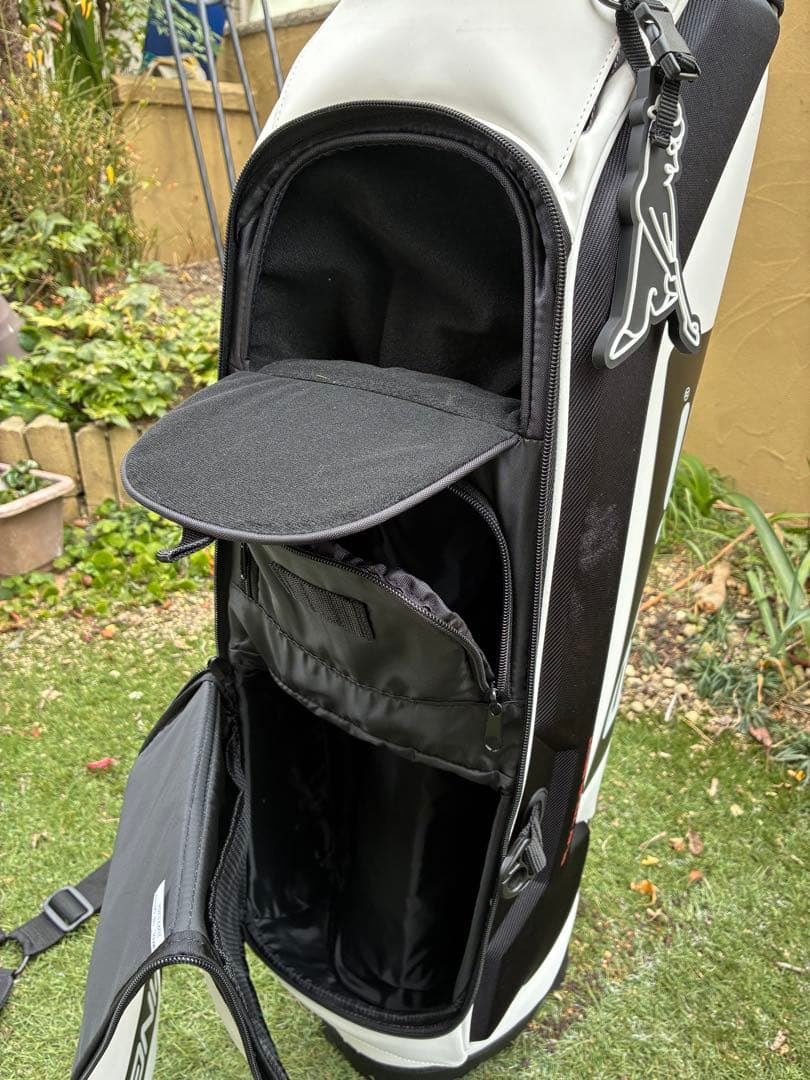 PING キャディバッグ ホワイト・ブラック　ワンポケット