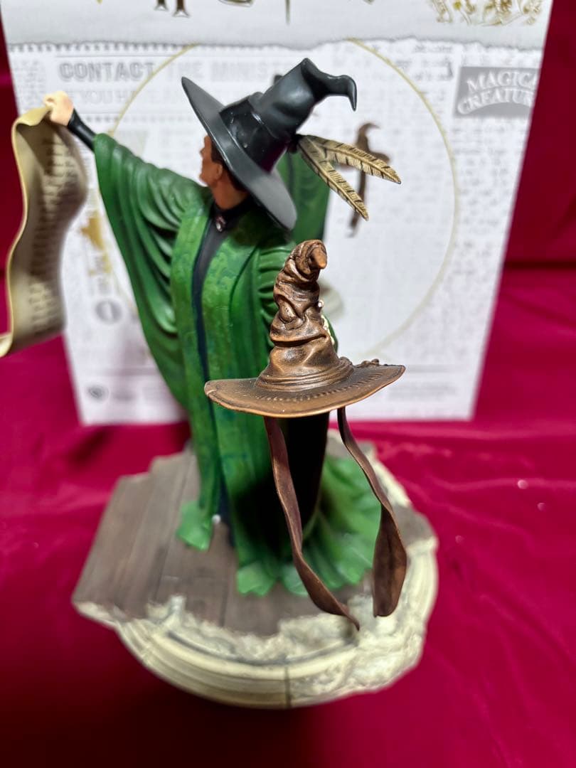 ハリーポッター　enesco マクゴナガル　エネスコ　組み分け帽子　フィギュア