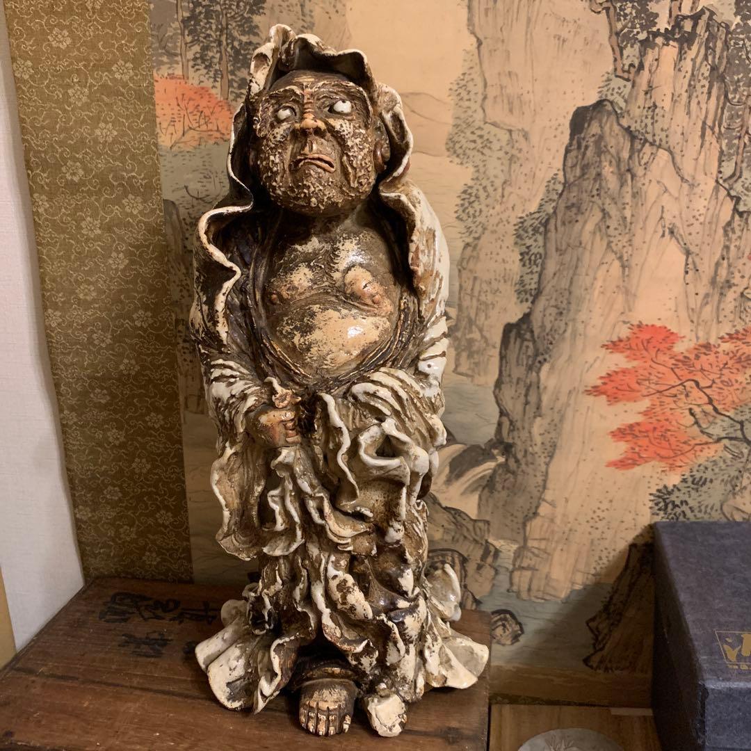 達磨　　置物　　二六焼 時代箱　美品　157