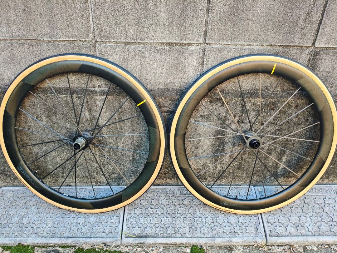 MAVIC コスミックカーボンアルチメイト 19c チューブレス