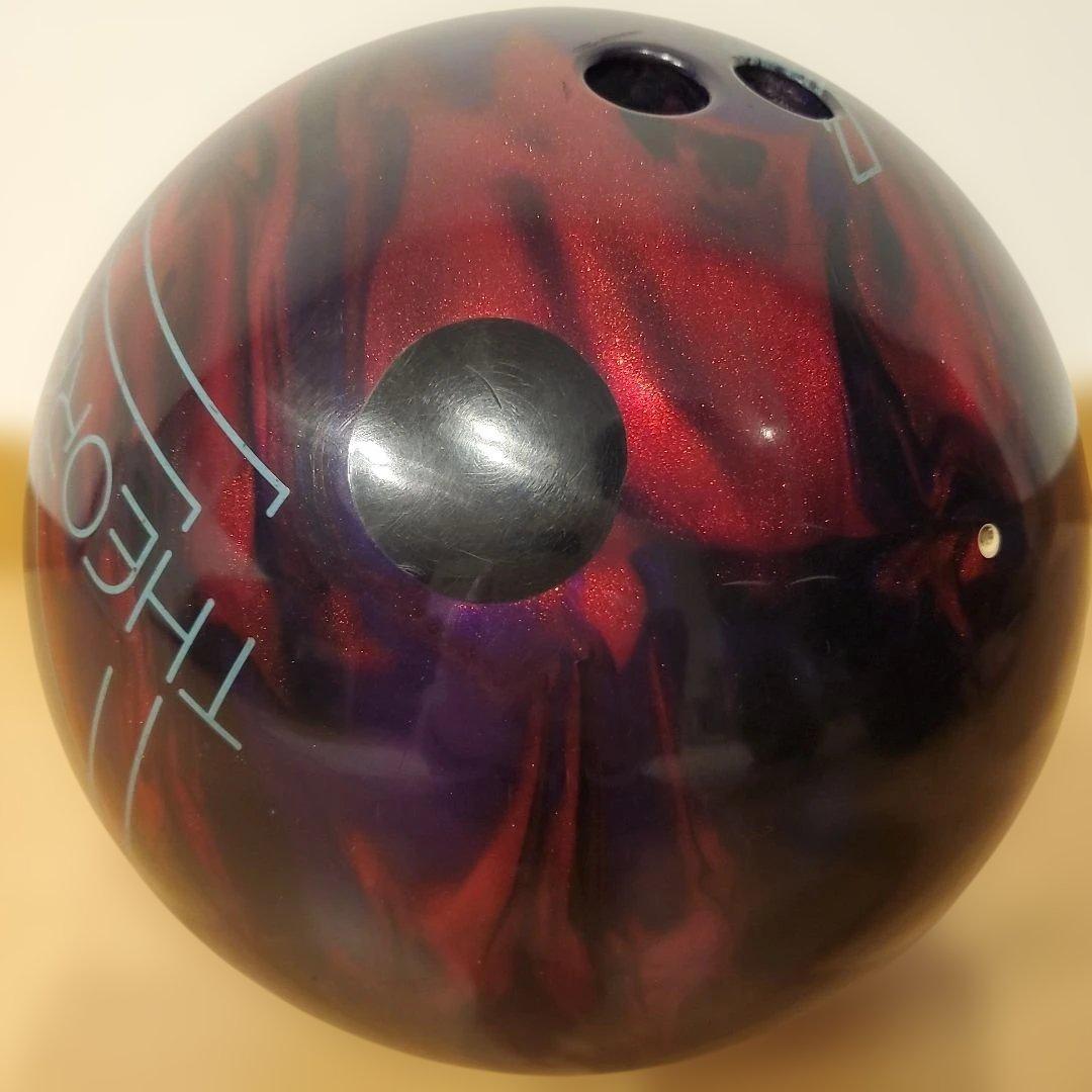 セオレム ボウリングボール15ポンド