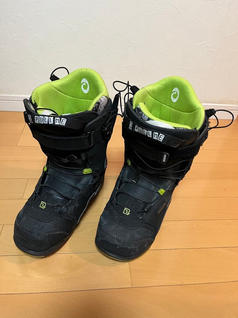 スノーボードブーツ 黒/緑