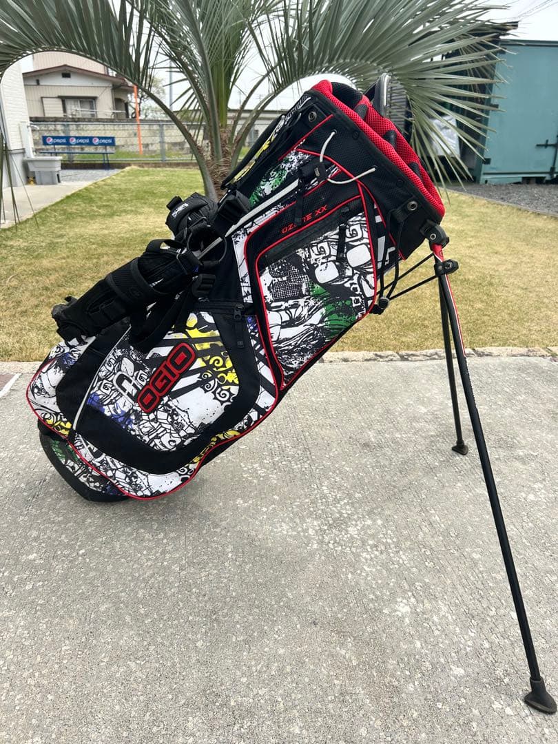 g*4様 OGIO オジオ OZONE XX 9.0型 アスリート キャディバッ