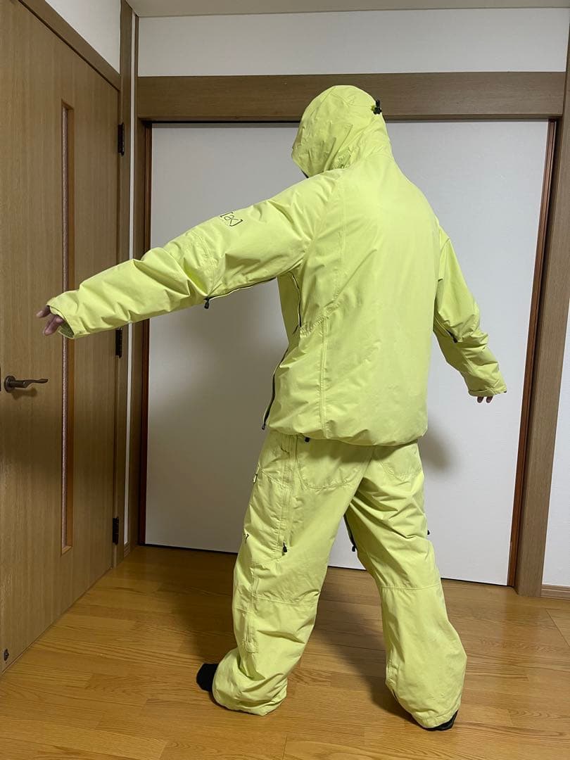 BURTON ［ak］スノーボードウェア上下セット