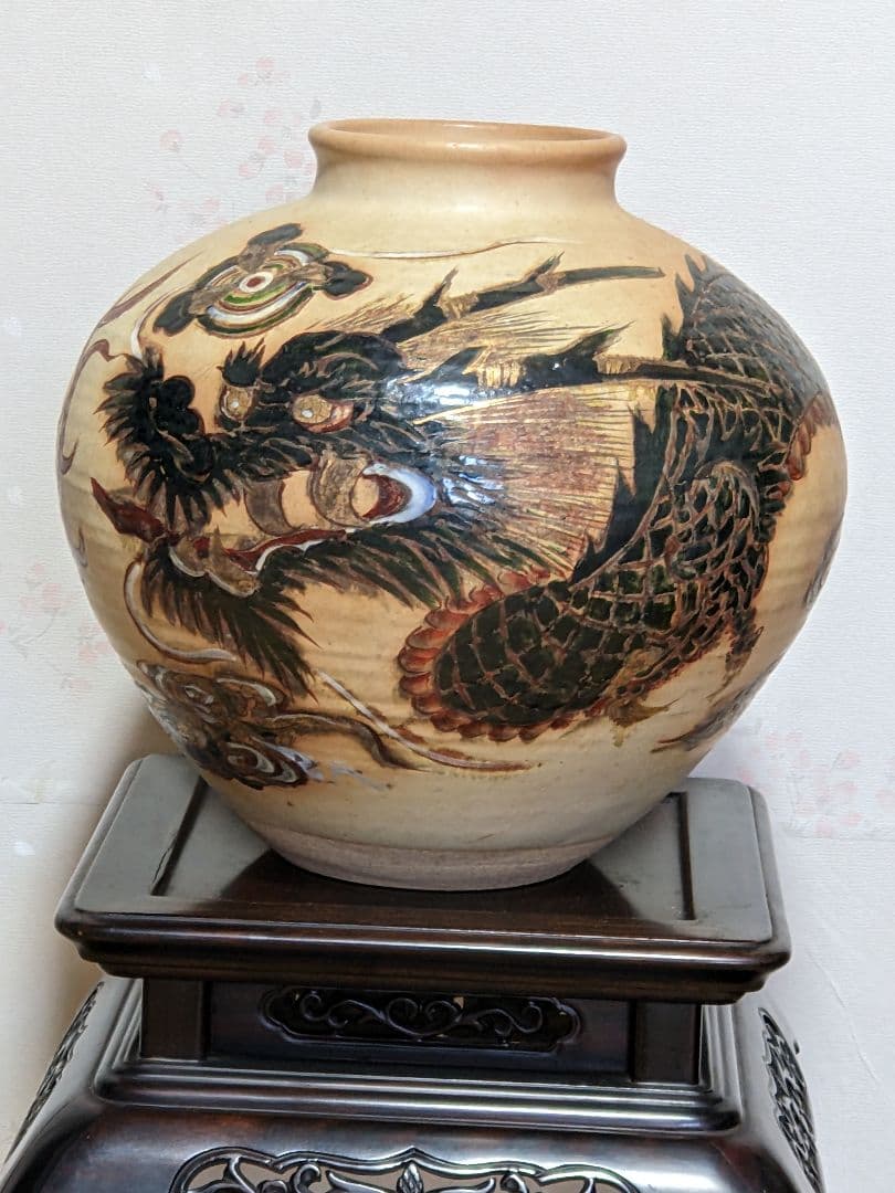 ♦ 書画 骨董 日本画家 陶芸家 コラボ作！希少 黒釉掻落し 雲龍文壺 骨董品