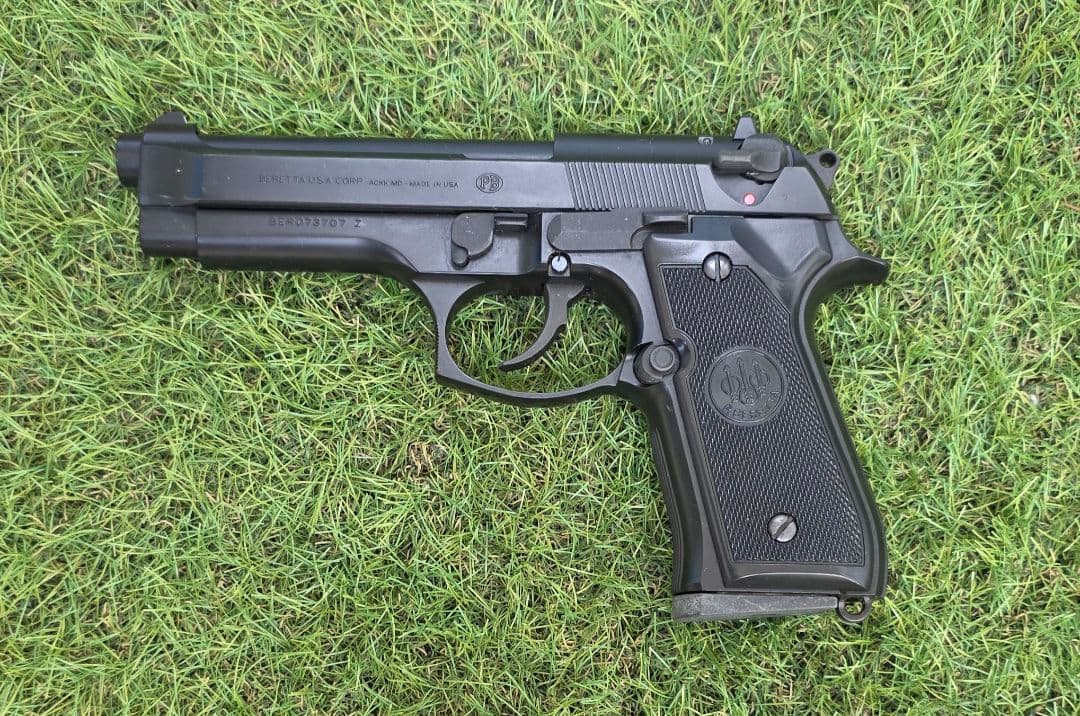 マルシン　Beretta 92 FSブラックモデルガン