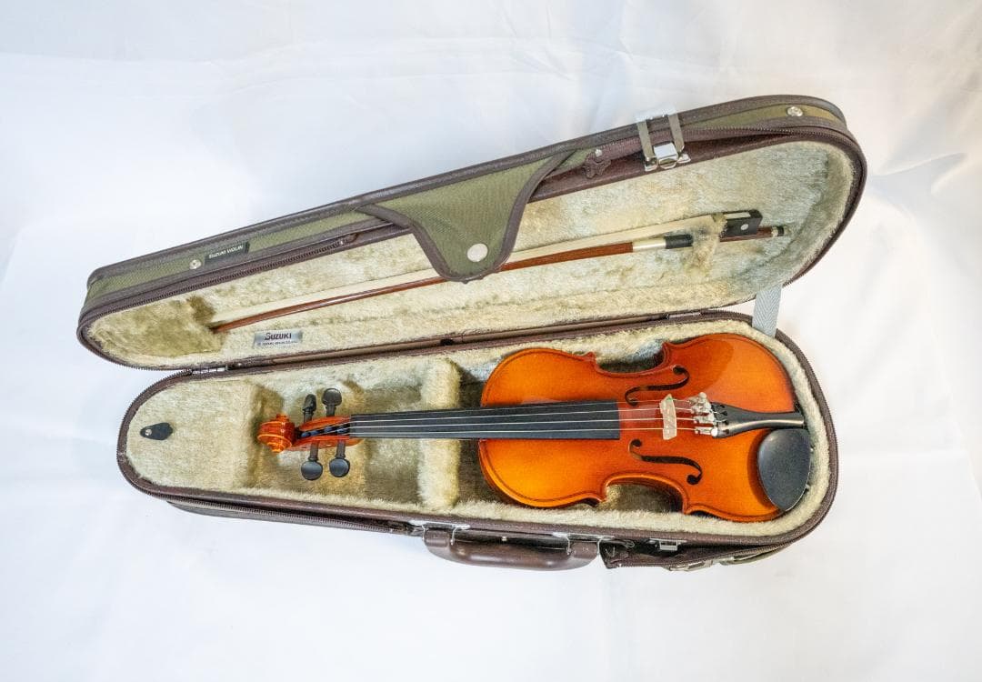SUZUKI★スズキ★鈴木バイオリン★No.200★1/8★2010年★ケース付