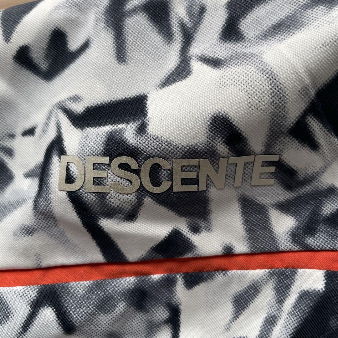 デサントDESCENTEスキーウェア　上下セット　デモチーム　中古　サイズL