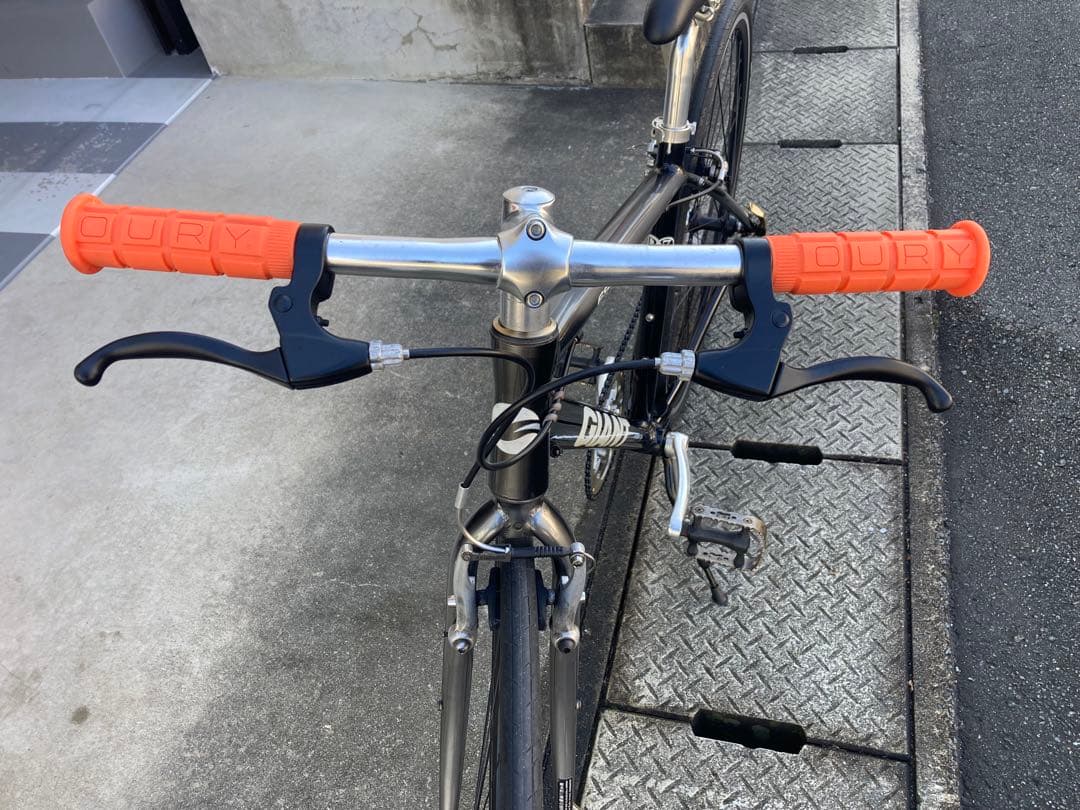 GIANT ESCAPE クロスバイク ブラック　マウンテンバイク　ロードバイク