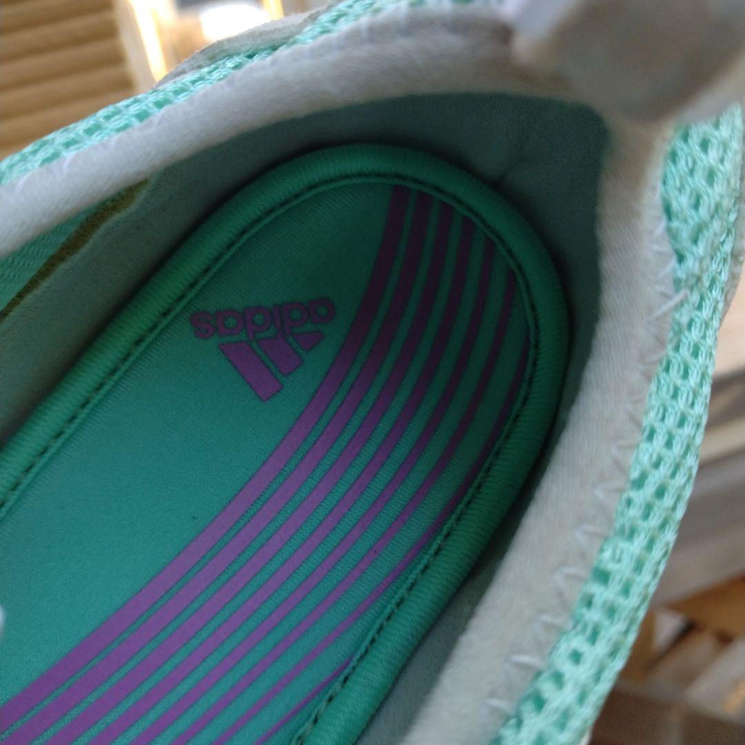 アディダス　新品　レディースゴルフシューズ　超軽量412g　遠征　ミントグリーン