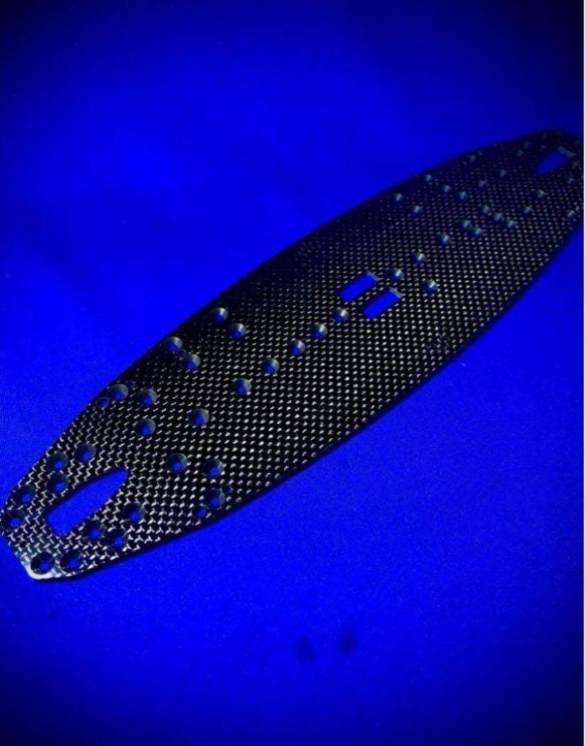 AWESOMATIX オーソマ A800R 用 カーボンシャーシ 平織　艶あり