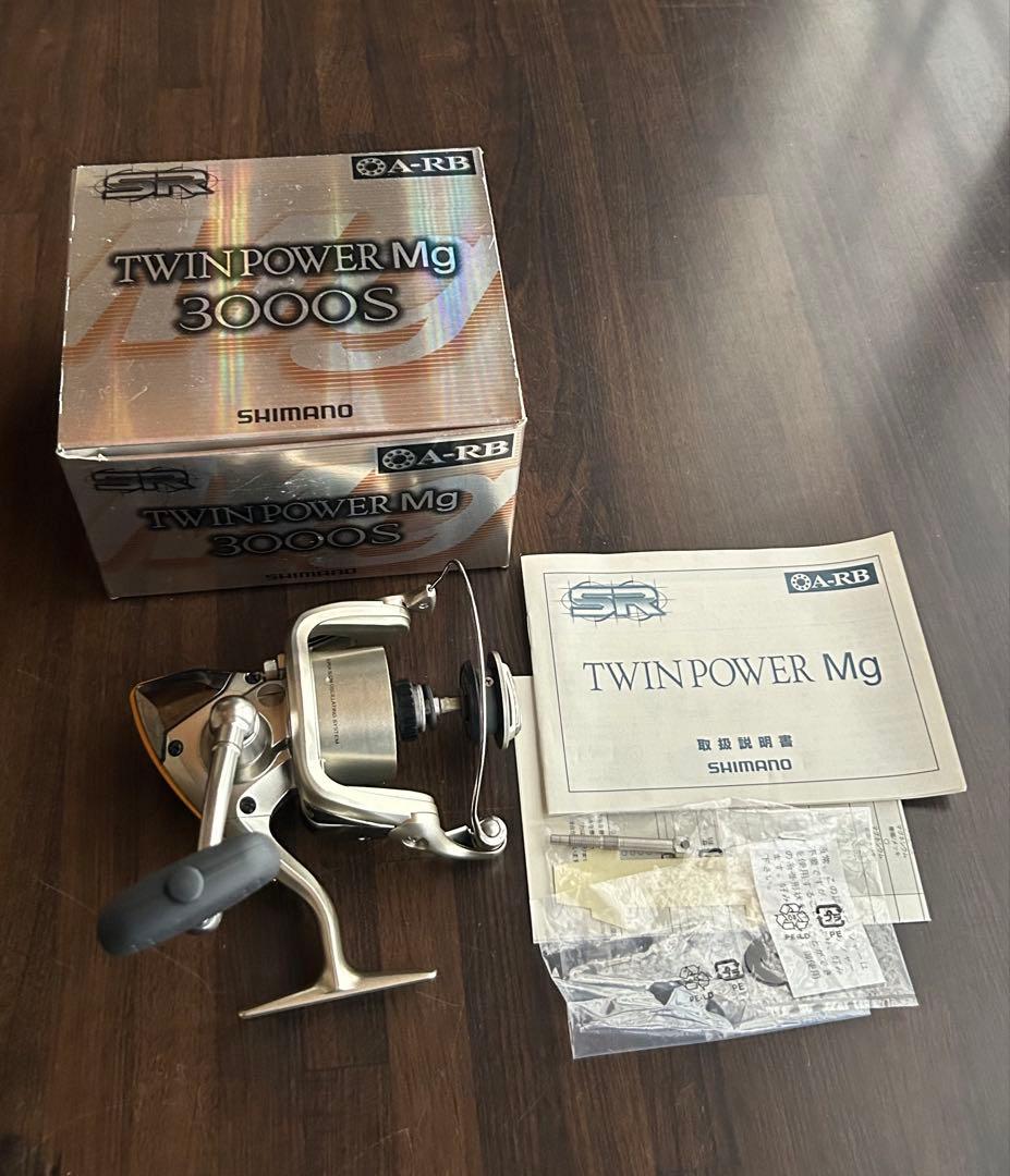 未使用シマノ　ツインパワー Mg 3000S スプールなし