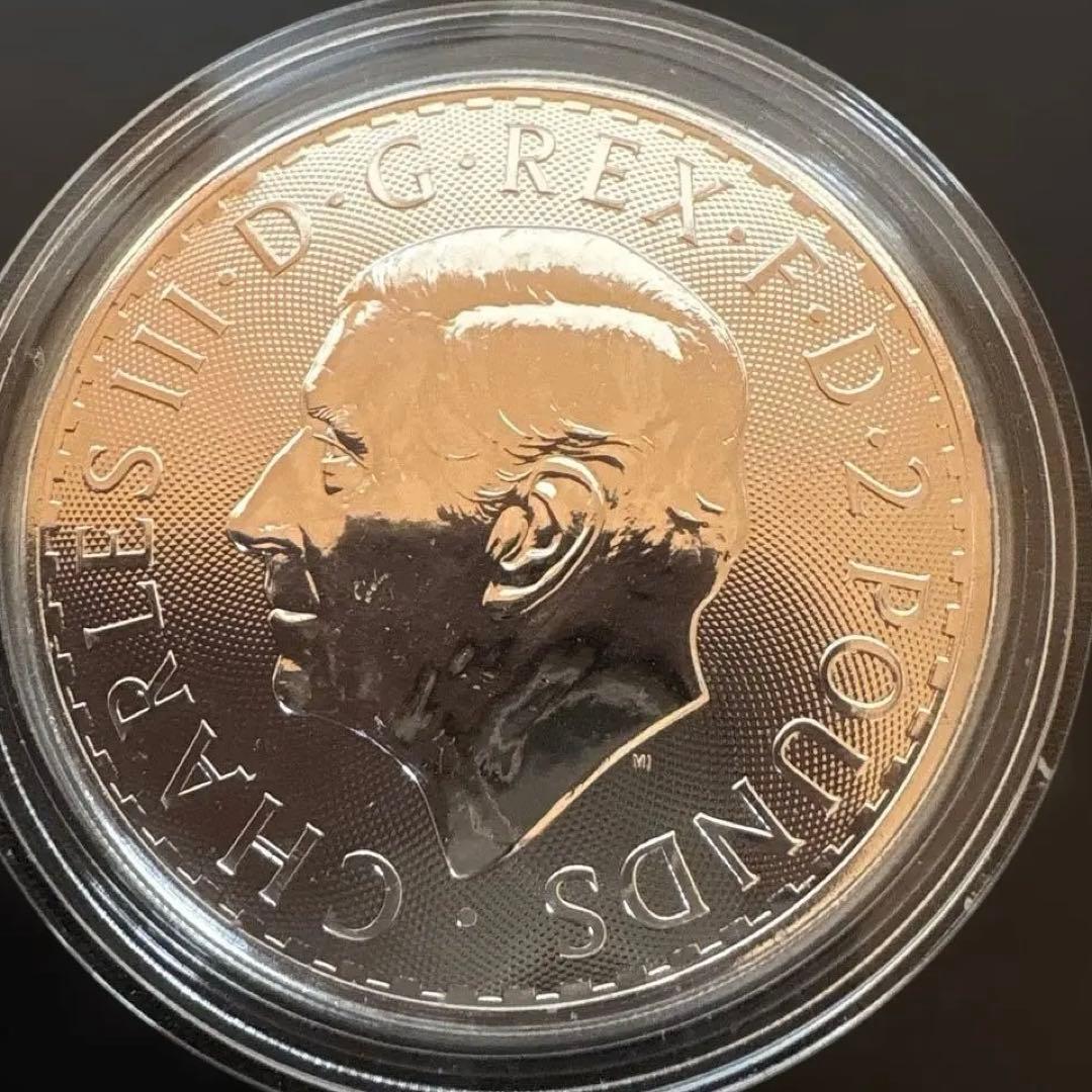 2024年イギリス　ブルタニア銀貨　1オンス カプセル付き