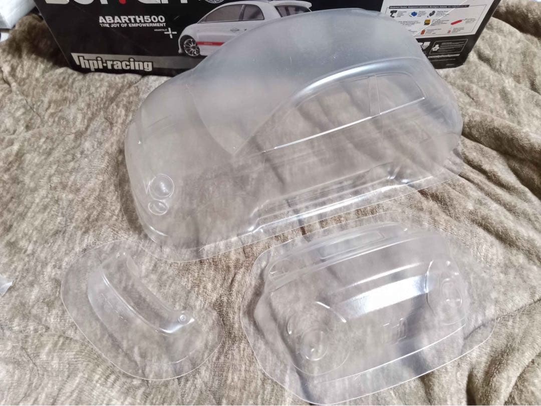 hpi-racing ABARTH500 電動ラジコンカー