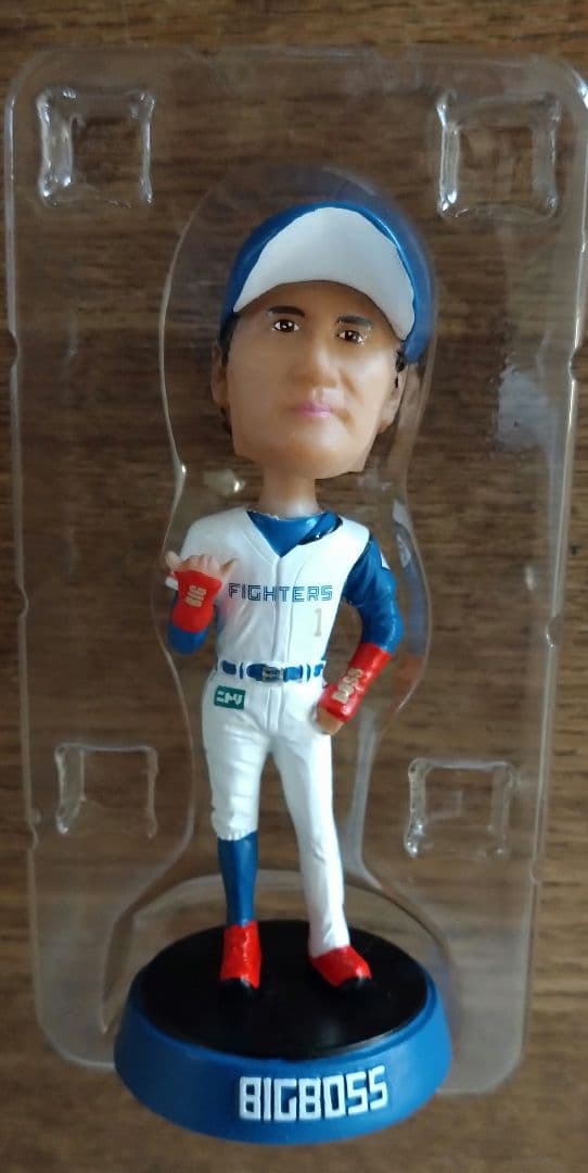 ☆BIG BOSS#1新庄監督ボブルヘッド エスコンフィールド新ユニフォーム