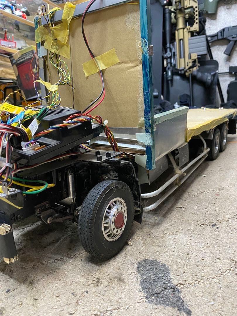 タミヤ1/14トレーラーフルオペ　平ボディ　キャブとその他欠品あり