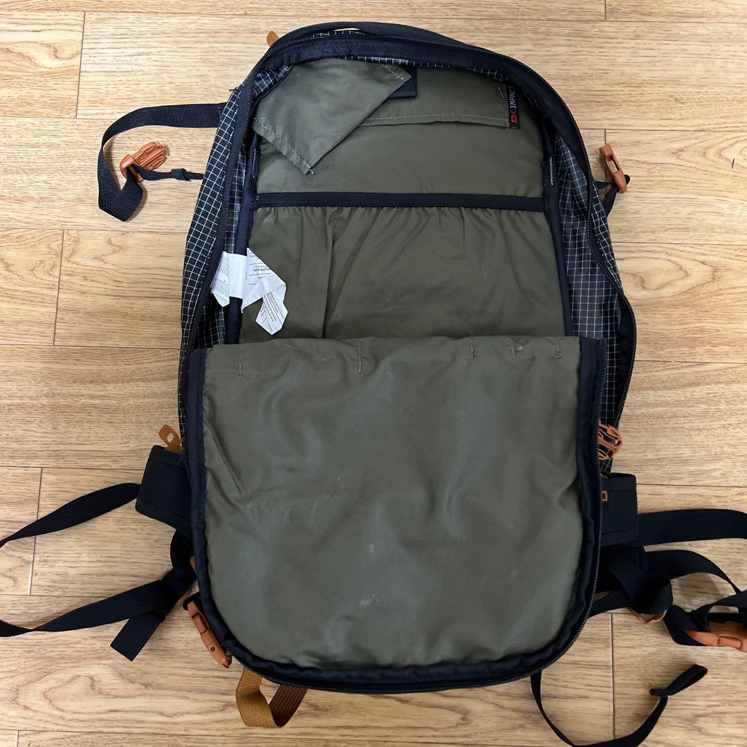 DAKING HELI PRO 20 スノーボードバッグ