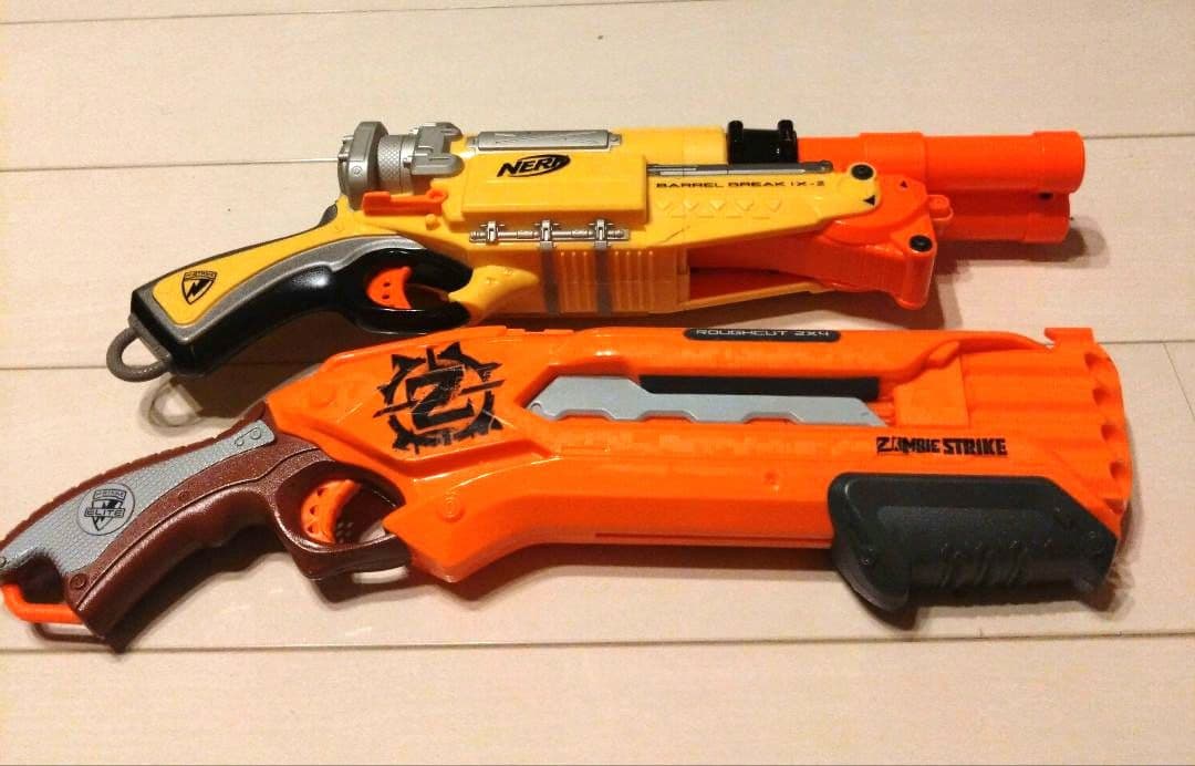 Nerf Zombie Strike トイガン オレンジ/イエロー
