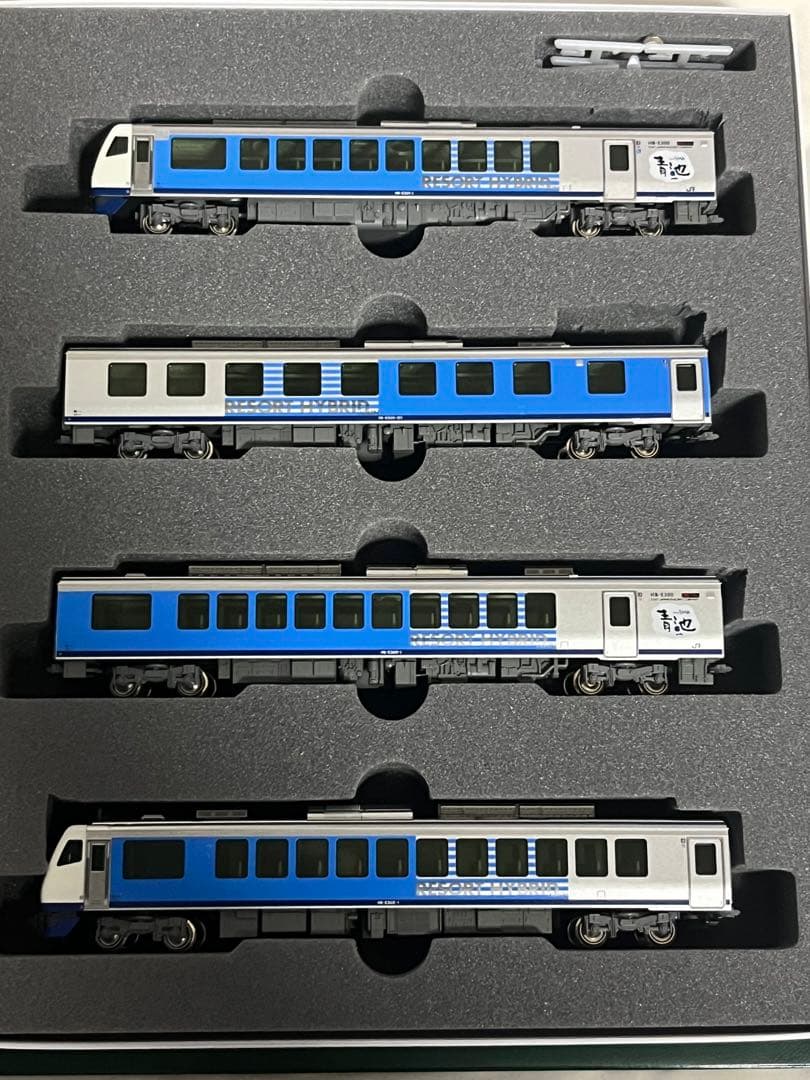 HB-R300系リゾートしらかみ　青池編成4両セット　kato