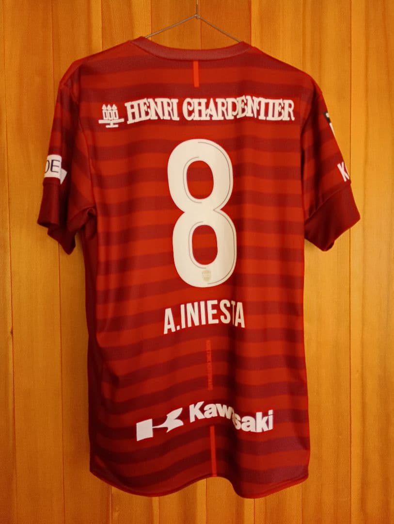 ヴィッセル神戸　ユニフォーム　アンドレス・イニエスタ