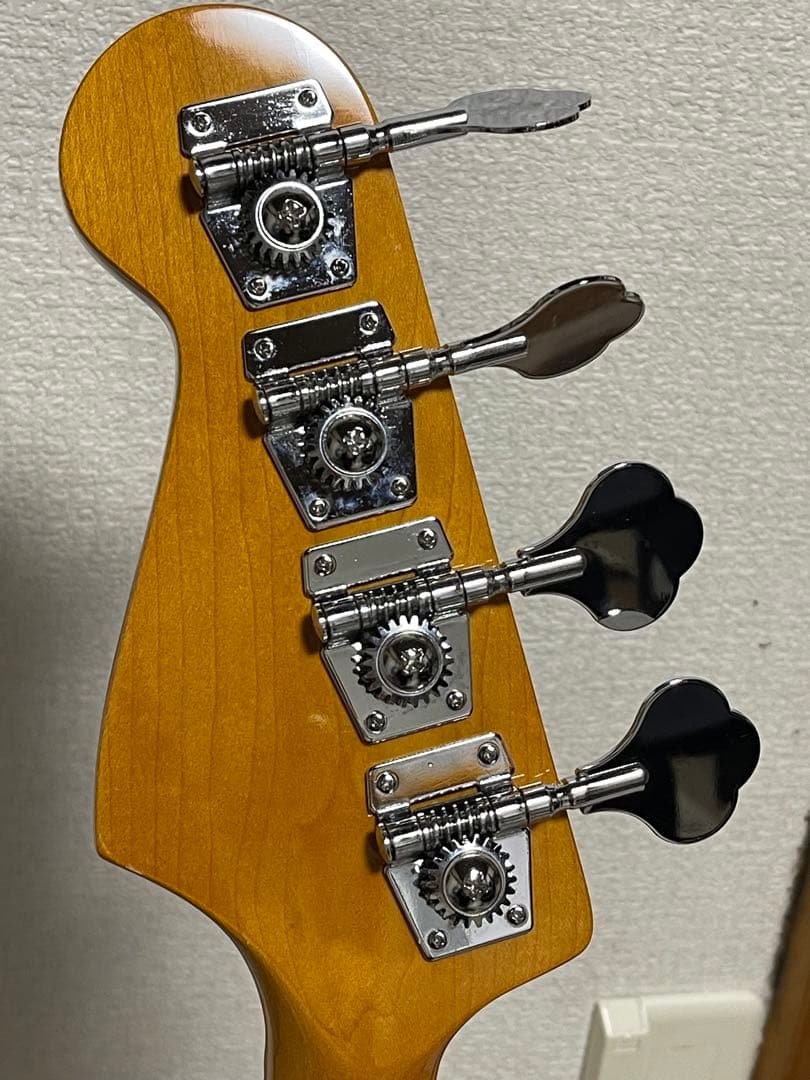 エレキベース サンバースト　Kgarage ジャズベース