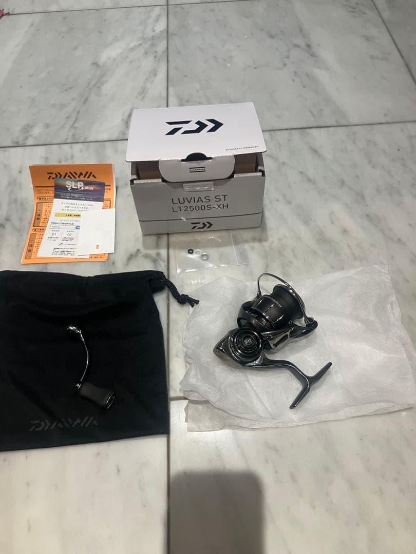 ダイワ 24（25追加モデル）ルビアスST LT2500S-XH 超美品