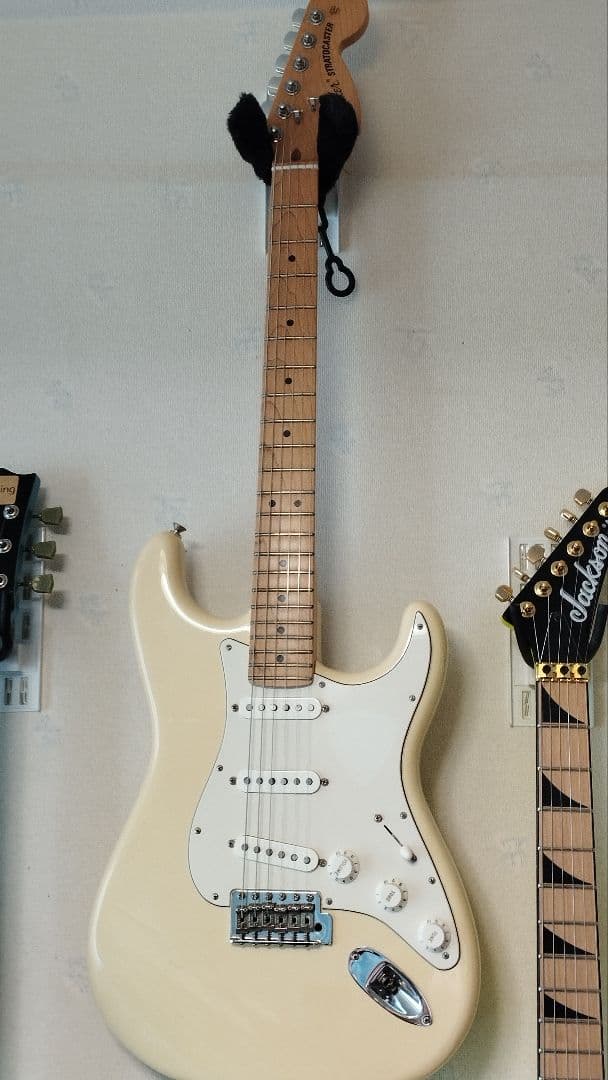 本家USA製　Fender 　American Special ストラト